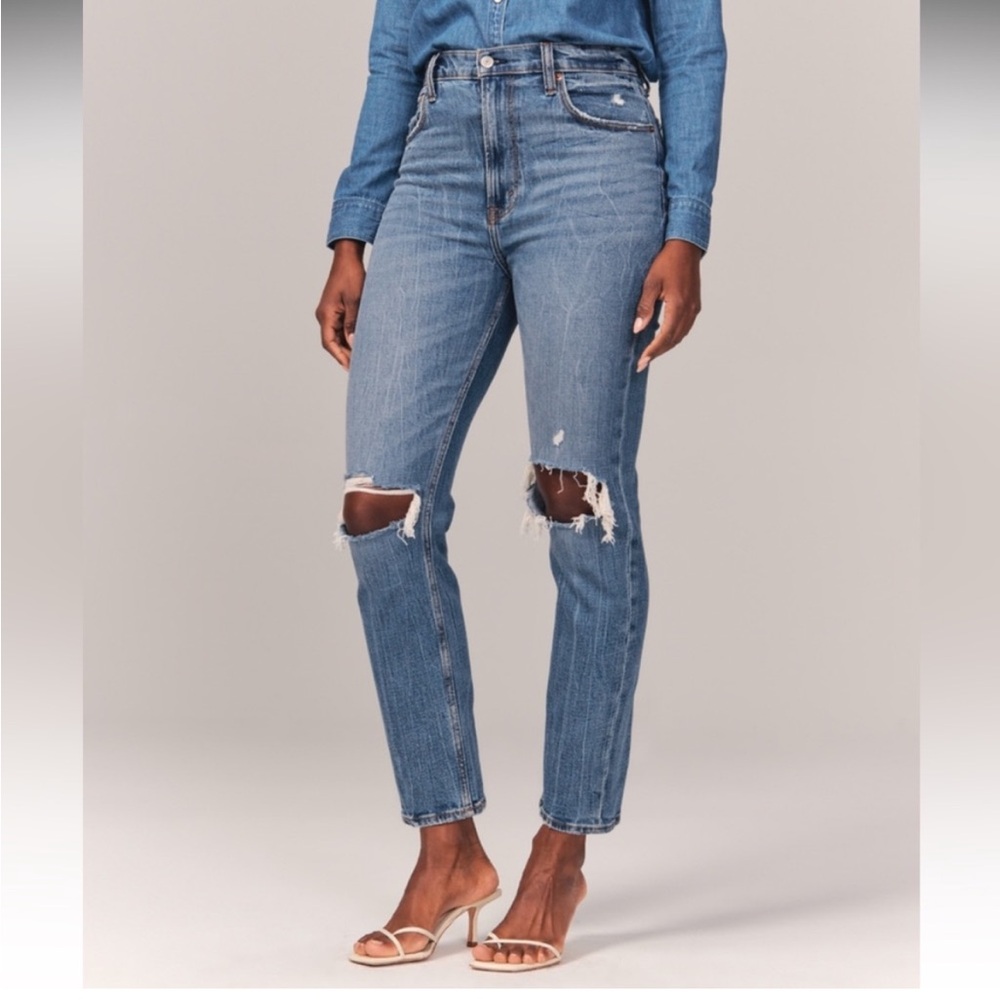Abercrombie Curve Love Ankle Straight Ultra High Rise Jean